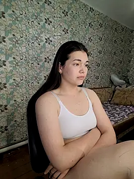 Albi Glow online show from 28, 9, 2025