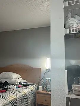 CinnaCakesss online show from 7, 3, 2026