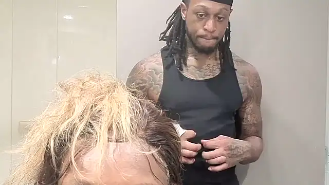 Snapshot of CinnaCakesss chatting on 22, 9, 2025 CinnaCakesss online show from 22, 9, 2025