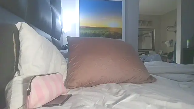 Snapshot of CinnaCakesss chatting on 23, 2, 2026 CinnaCakesss online show from 23, 2, 2026