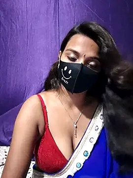 cutie pei002 online show from 28, 10, 2025