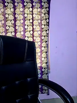 cutie pei002 online show from 8, 4, 2026