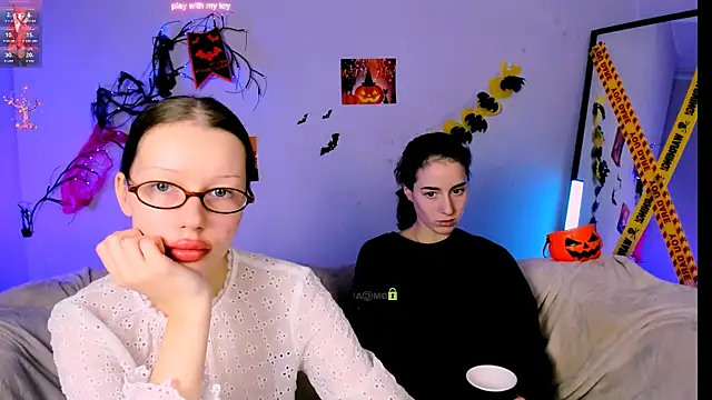 khloebeauty online show from 25, 10, 2025