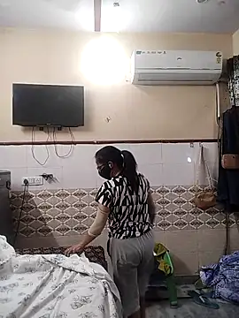 meenu bhabhi547 online show from 18, 4, 2026