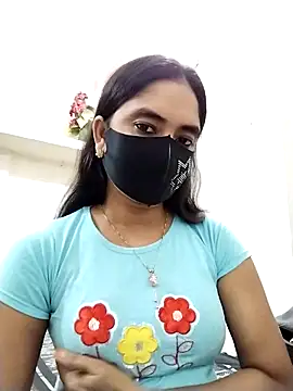 Puja-Rane online show from 3, 11, 2025