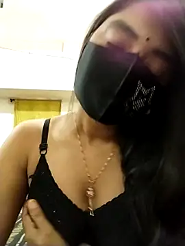 Puja-Rane online show from 4, 12, 2025