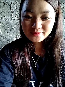 lusy-000 online show from 15, 9, 2025