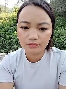 lusy-000 online show from 17, 9, 2025