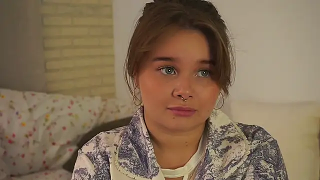 Anna Nicol online show from 9, 9, 2025