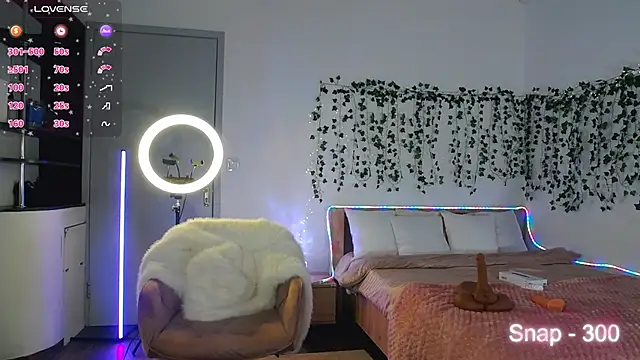 EvaLone1 online show from 7, 2, 2026