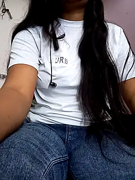 Rekha 89 online show from 12, 11, 2025