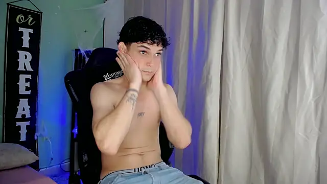 dilan hott  online show from 30, 10, 2025