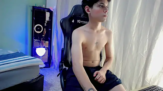 dilan hott  online show from 14, 10, 2025