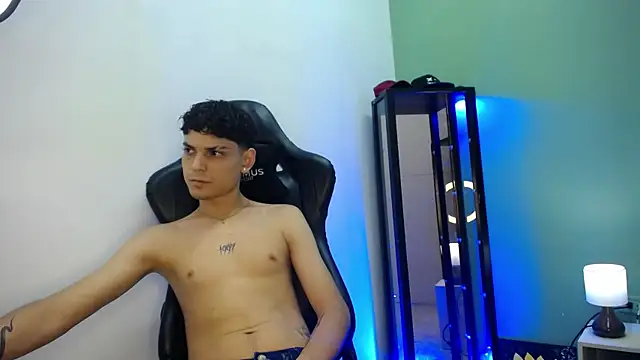 dilan hott  online show from 21, 12, 2025