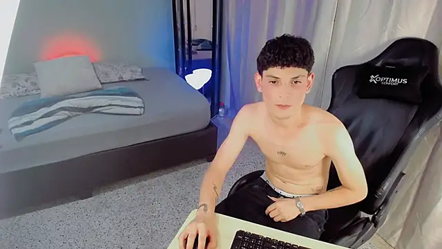 dilan hott  online show from 26, 9, 2025