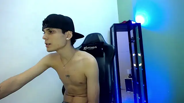 dilan hott  online show from 14, 1, 2026