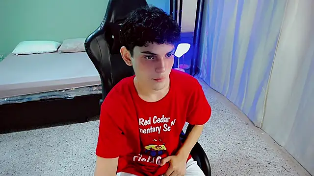 dilan hott  online show from 11, 9, 2025