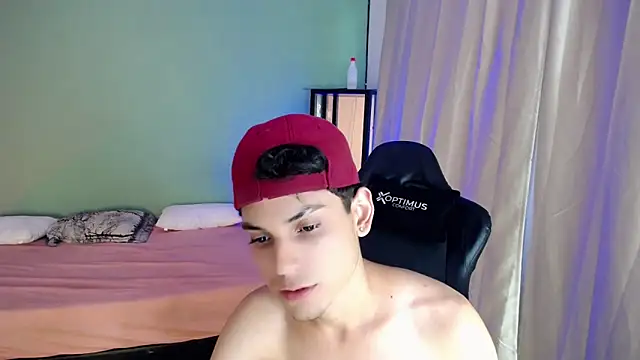 dilan hott  online show from 9, 9, 2025