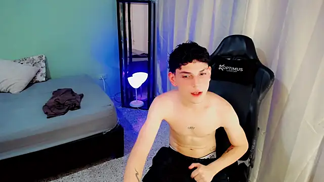 dilan hott  online show from 20, 9, 2025