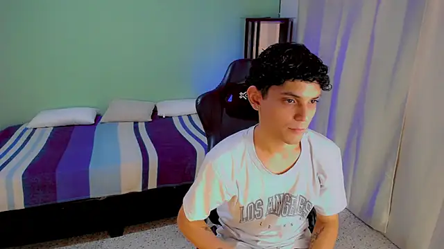 dilan hott  online show from 12, 9, 2025