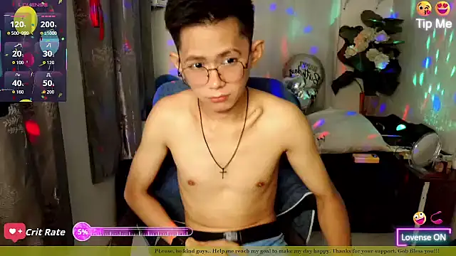 Snapshot of Skinny_CumLoader69 chatting on 4, 7, 2026 Skinny CumLoader69 online show from 4, 7, 2026