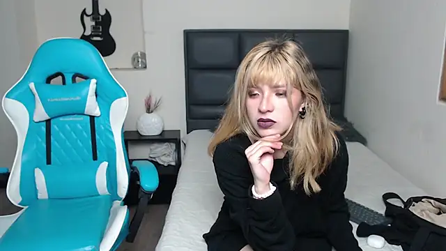 Amnesia  online show from 27, 10, 2025