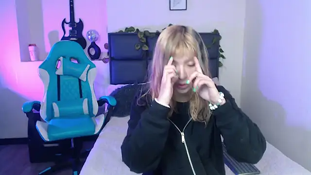 Amnesia  online show from 30, 9, 2025