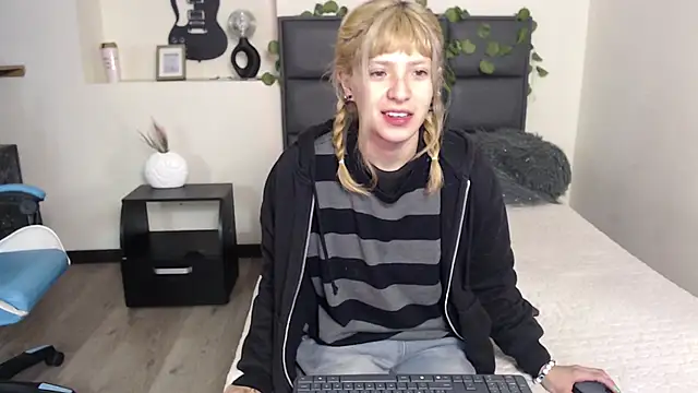 Amnesia  online show from 2, 10, 2025