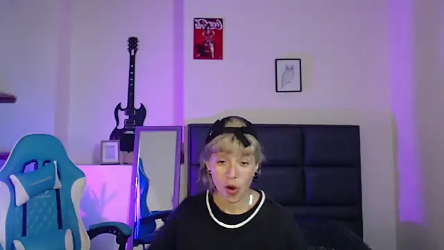 Amnesia  online show from 11, 11, 2025