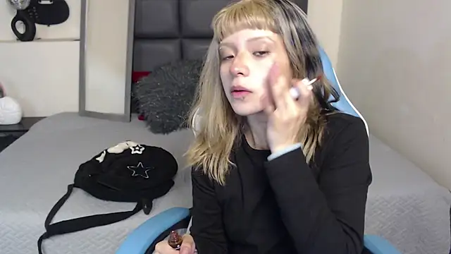 Amnesia  online show from 12, 9, 2025