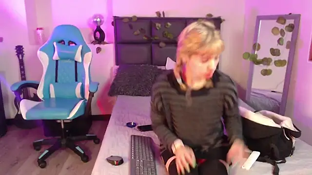 Amnesia  online show from 3, 10, 2025