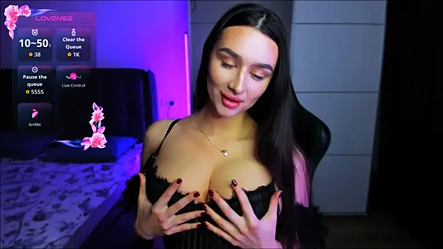 Veronica Larsson online show from 13, 11, 2025