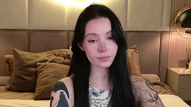 Goldy Stark online show from 5, 11, 2025