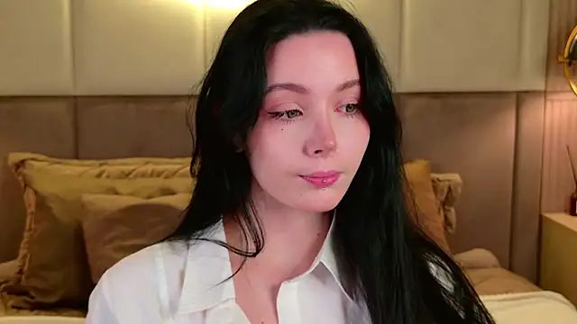 Goldy Stark online show from 3, 10, 2025