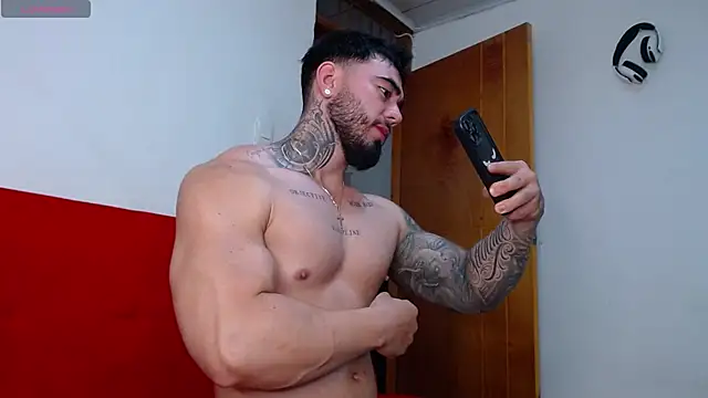 tommyblessd1 online show from 25, 10, 2025