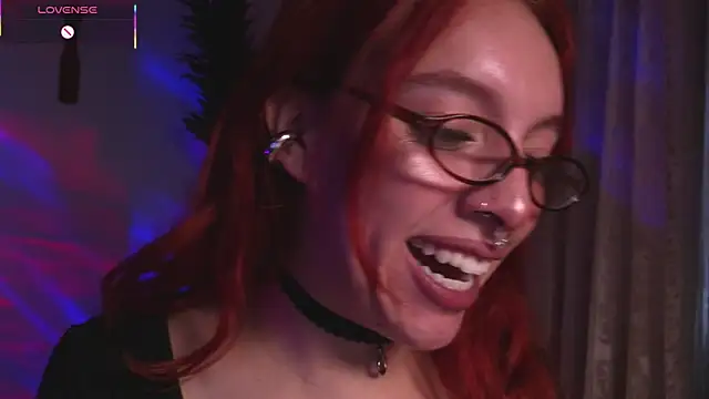 bri von dhara   online show from 15, 12, 2025