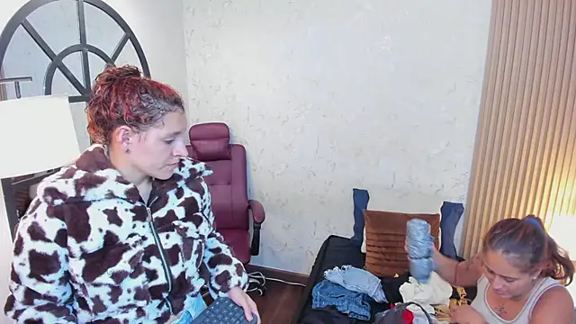 Snapshot of aliceandsia chatting on 16, 2, 2026 aliceandsia online show from 16, 2, 2026