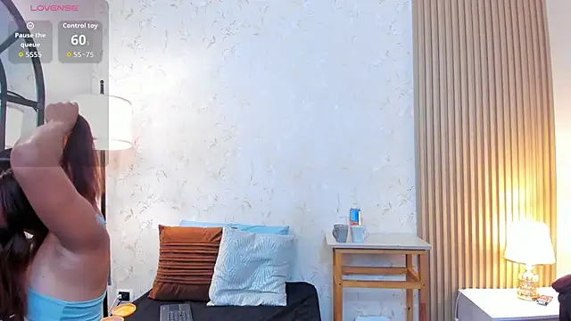 Snapshot of aliceandsia chatting on 4, 2, 2026 aliceandsia online show from 4, 2, 2026