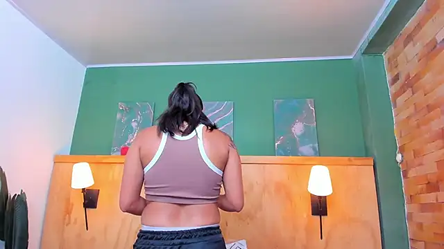 Snapshot of aliceandsia chatting on 12, 11, 2025 aliceandsia online show from 12, 11, 2025