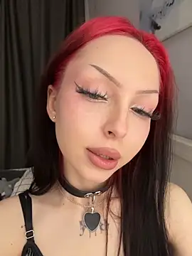 Lina Thornton  online show from 16, 11, 2025