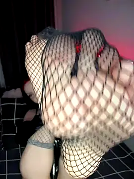 Lina Thornton  online show from 10, 10, 2025