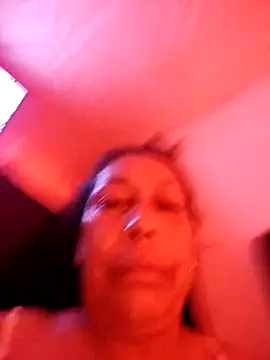 Naomi-Mature online show from 8, 11, 2025