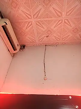 Naomi-Mature online show from 12, 10, 2025