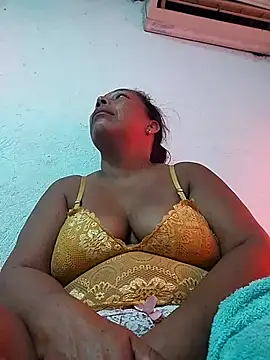 Naomi-Mature online show from 25, 11, 2025