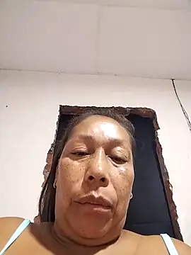 Naomi-Mature online show from 10, 11, 2025