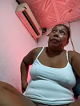 Naomi-Mature online show from 13, 10, 2025