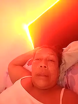 Naomi-Mature online show from 13, 4, 2026