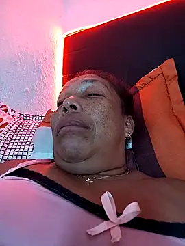 Naomi-Mature online show from 5, 2, 2026