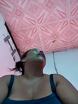 Naomi-Mature online show from 26, 3, 2026