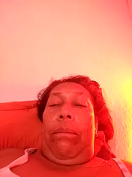 Naomi-Mature online show from 8, 3, 2026